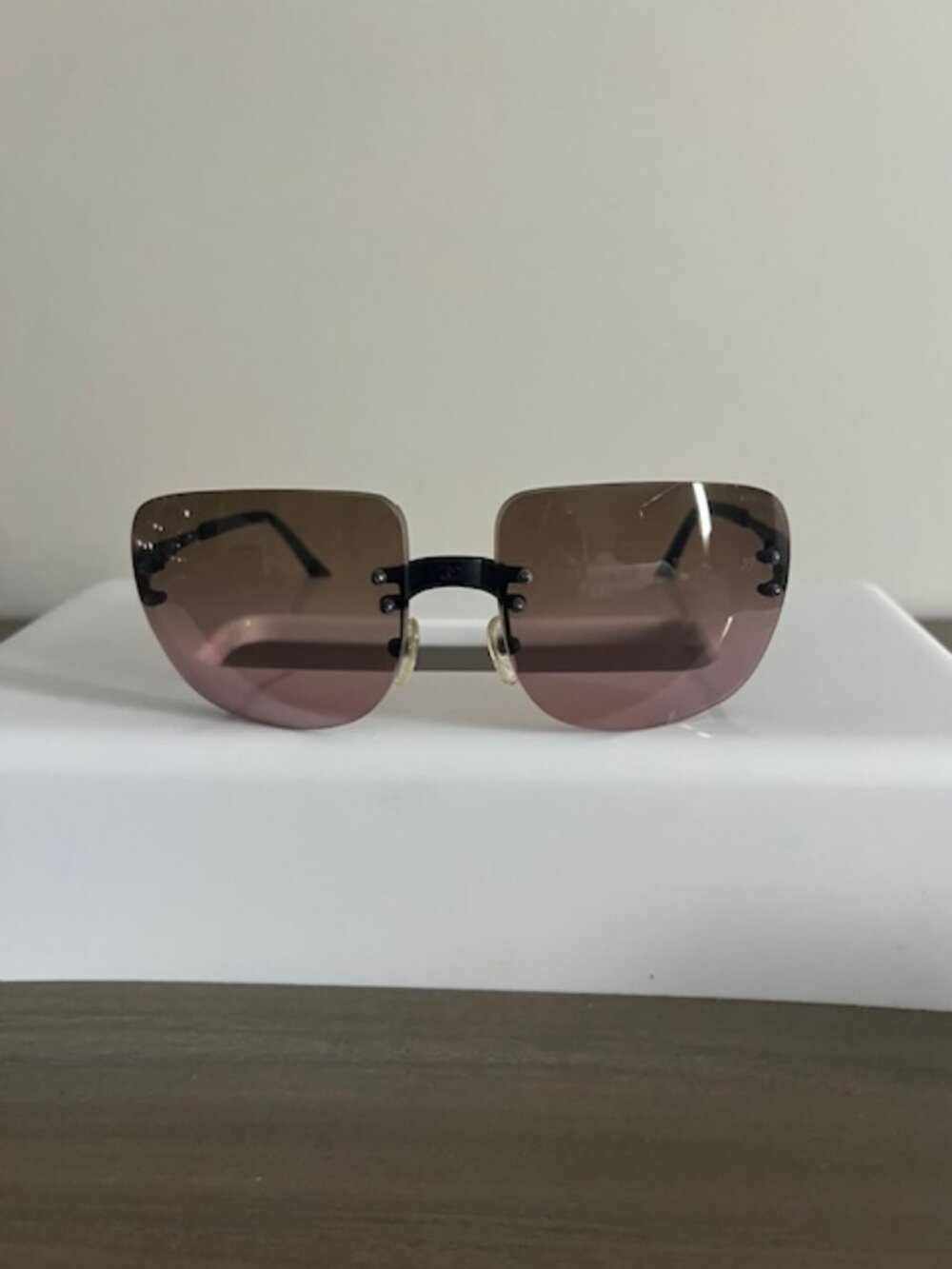 CHANEL 4006 Sunglasses Black Silver Rimless Vintage Y2K Italy
